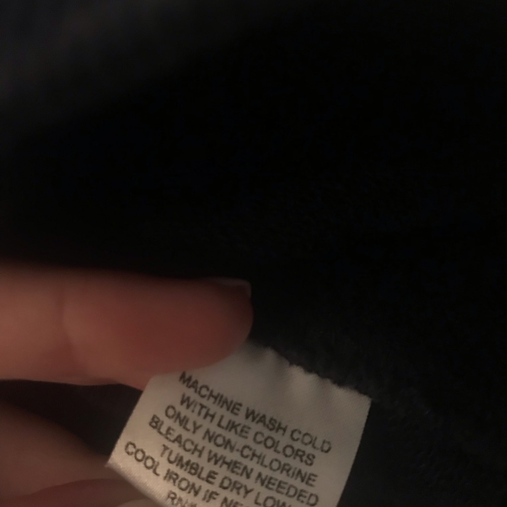 Vineyard Vines Pullover - image 5